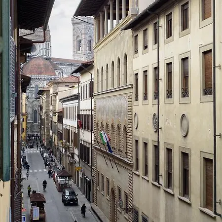 Servi Florence